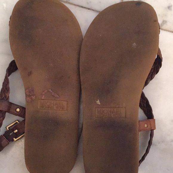 ISO - Picture 4 of 4